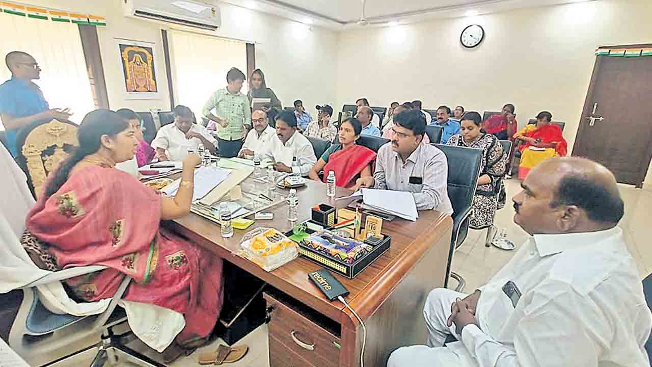 సీజనల్‌ వ్యాధులపై అప్రమతంగా ఉండాలి