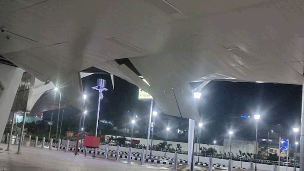 Andaman Airport | కూలిన ఎయిర్‌పోర్ట్ సీలింగ్ : బీజేపీ, కాంగ్రెస్ మ‌ధ్య ముదిరిన‌ డైలాగ్ వార్‌