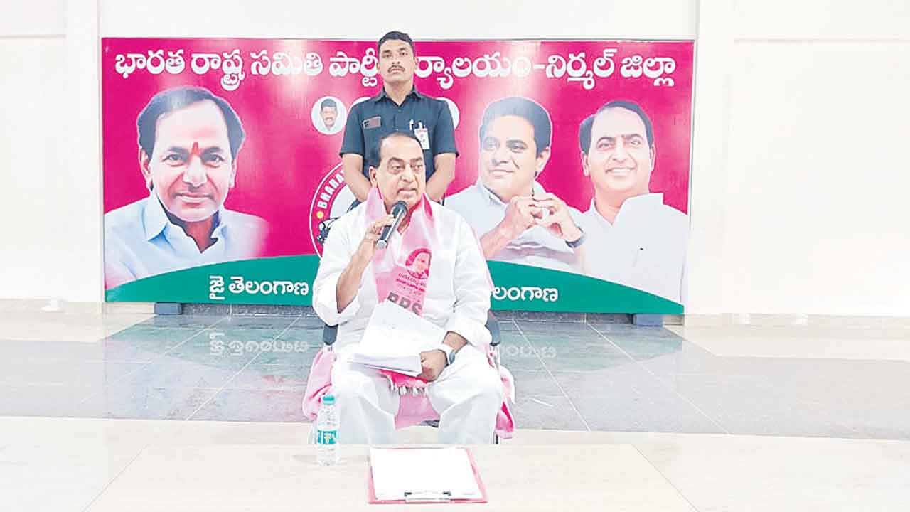 సంక్షేమ పథకాలు ప్రజల్లోకి తీసుకెళ్లండి