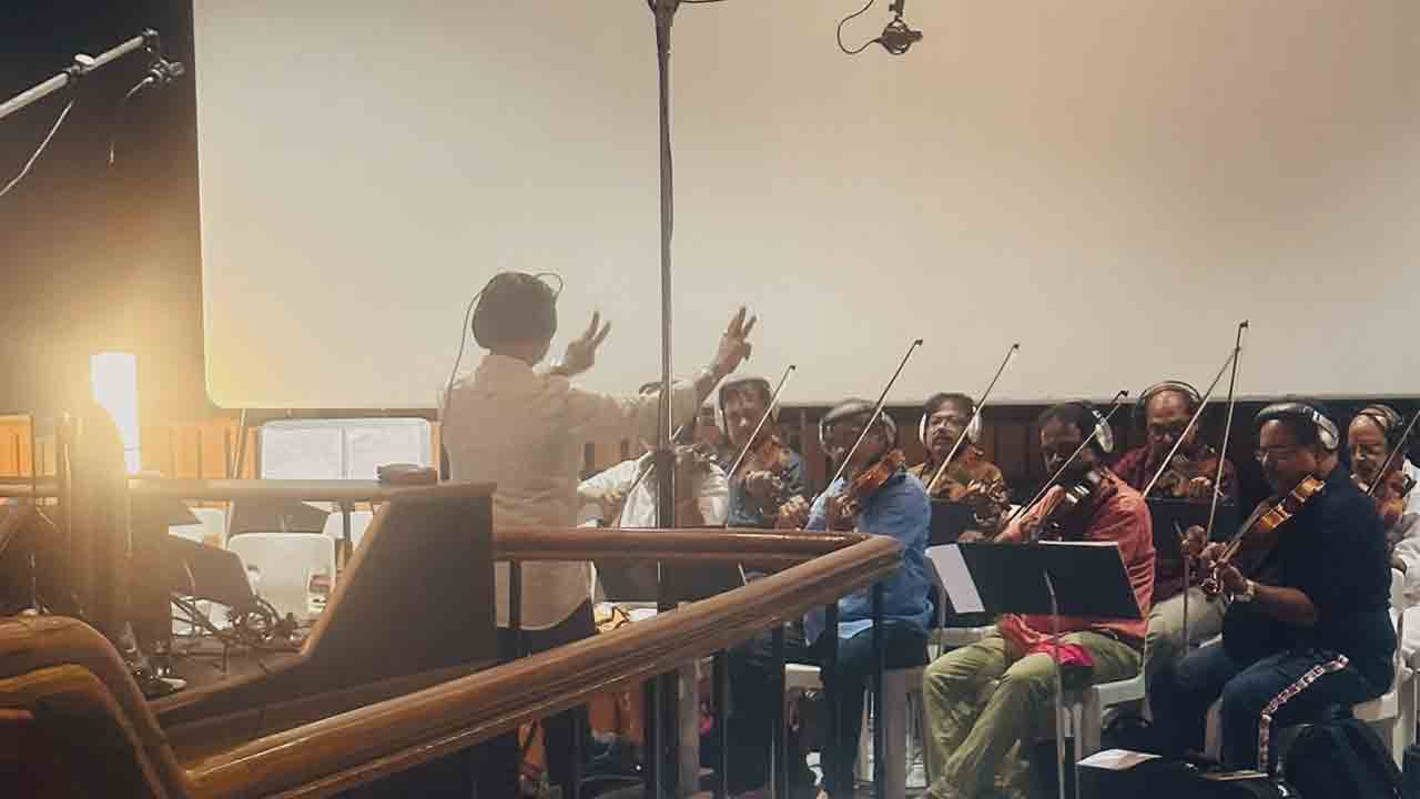 Bro Movie | బ్రో మూవీ క్రేజీ అప్‌డేట్‌.. బ్యాక్‌గ్రౌండ్‌ పనుల్లో థమన్‌