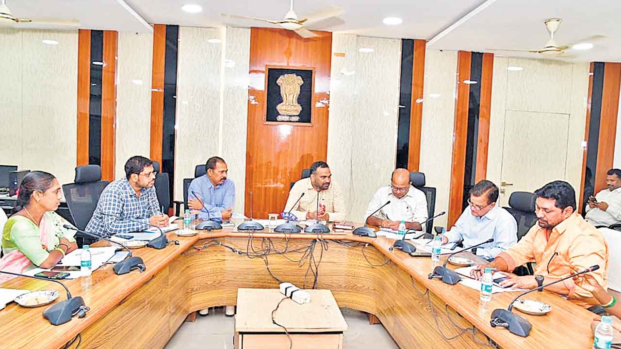 కరీంనగర్‌లో ప్రజాపంపిణీ భేష్‌