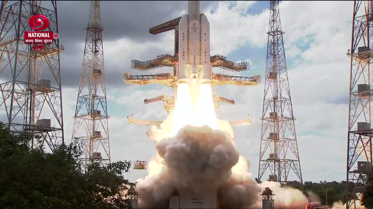 Chandrayaan-3: దూసుకెళ్లిన ఎల్ఎంవీ3 రాకెట్‌.. జాబిలి దిశ‌గా చంద్రయాన్‌-3