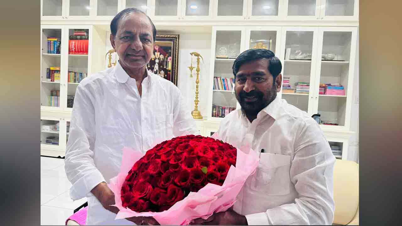 Minister Jagdish Reddy | సీఎం కేసీఆర్ ఆశీర్వాదం తీసుకున్న మంత్రి జగదీష్‌రెడ్డి