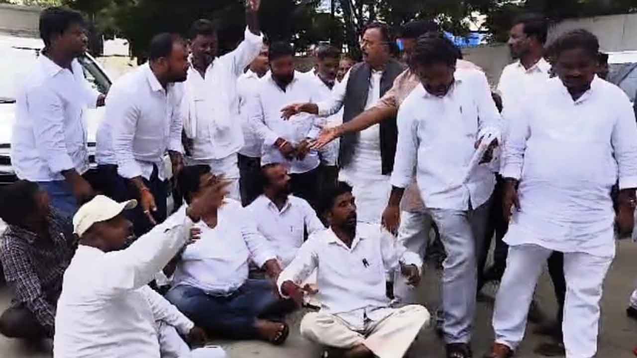 కాంగ్రెస్‌లో కమిటీల లొల్లి.. భువనగిరిలో మరోసారి భగ్గుమన్న వర్గ పోరు