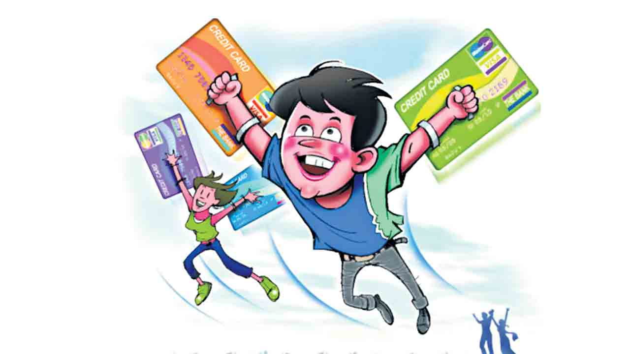 Credit card |   క్రెడిట్‌ కార్డును వాడుతున్నారా.. అయితే మీరు తప్పక తెలుసుకోవాల్సిన విషయం ఏంటంటే?