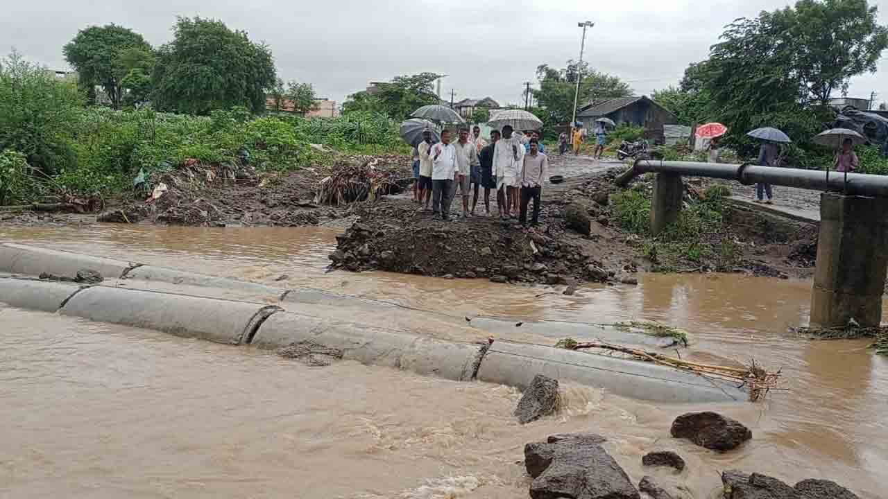 ముంచెత్తిన వరద