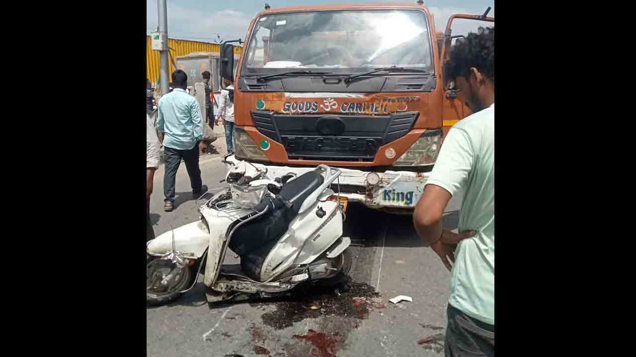 డీసీఎం బీభత్సం