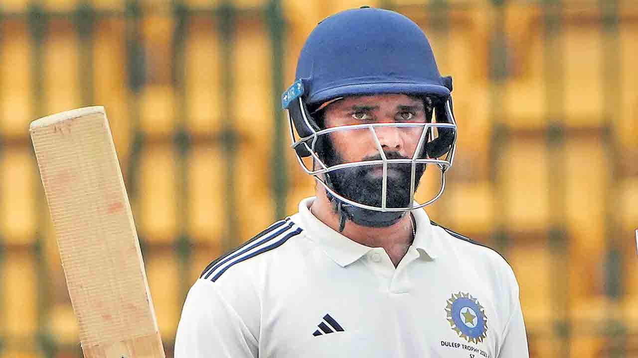 విహారి కెప్టెన్‌ ఇన్నింగ్స్‌.. సౌత్‌జోన్‌ తొలి ఇన్నింగ్స్‌ 182/7