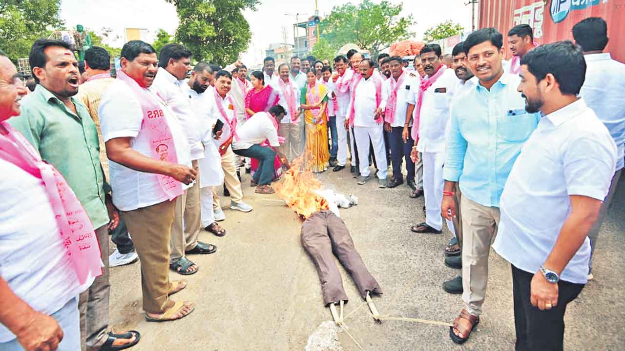 ఆగని ఆగ్రహ జ్వాల