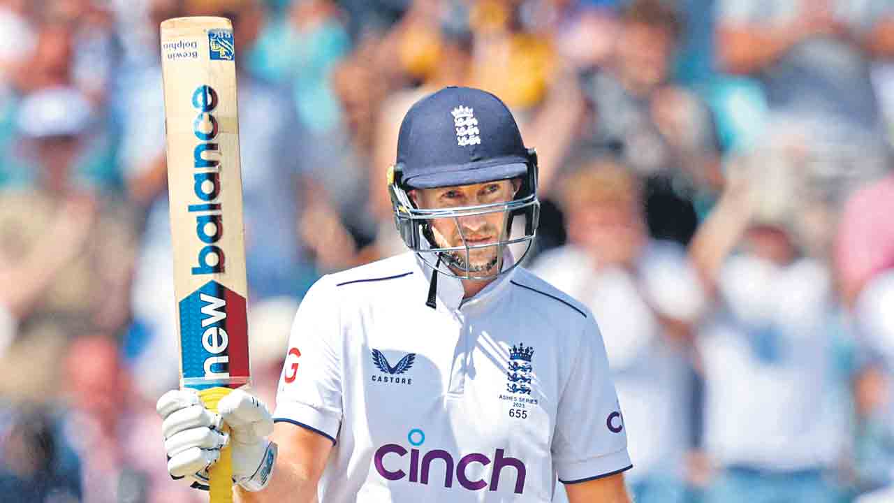 ENG vs AUS | దంచికొట్టిన ఇంగ్లండ్‌.. కంగారూల గెలుపు కష్టమే!