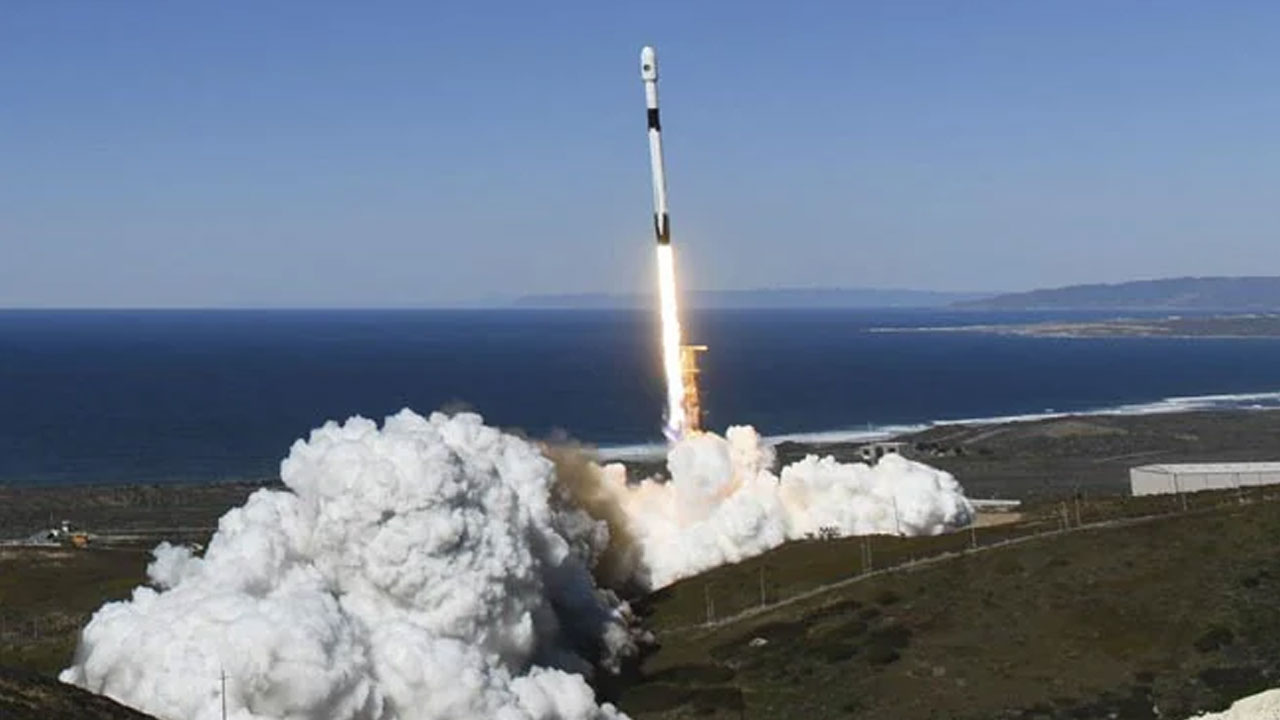 Ionosphere: స్పేస్ఎక్స్ రాకెట్‌తో అయ‌నోస్పియ‌ర్‌కు రంధ్రం