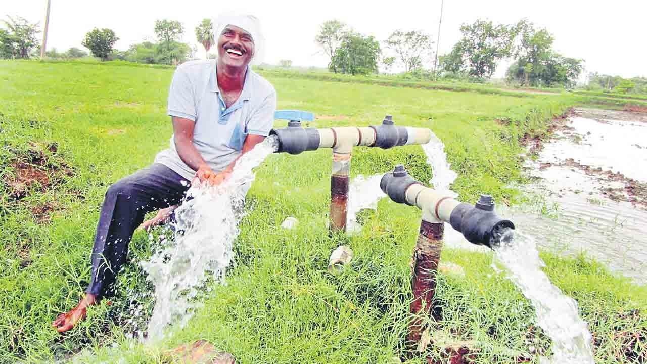 ఎవుసం జేసుడు ఉండది