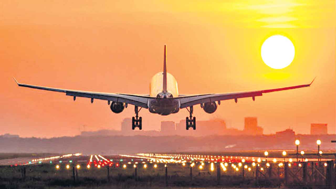 Flight Ticket Cancellation | 13 వేల టికెట్‌ క్యాన్సిల్‌ చేస్తే రూ.20 రీఫండ్‌.. దోచుకుంటున్న వైమానిక సంస్థలు !