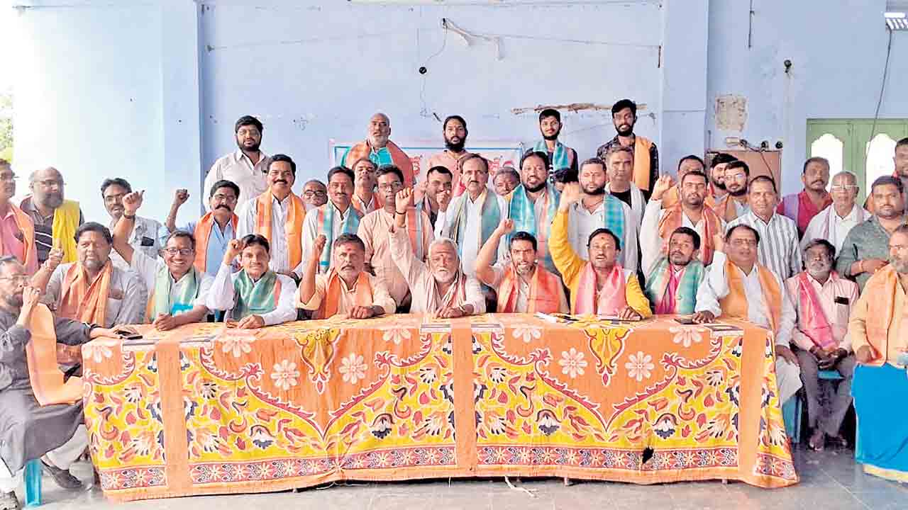 బ్రాహ్మణ శంఖారావాన్ని జయప్రదం చేయండి