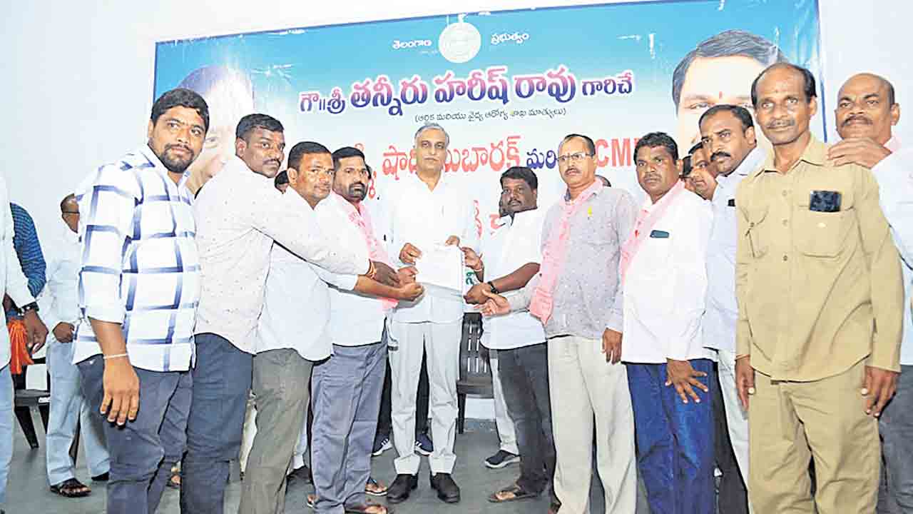 మీ ఆదరాభిమానాలు ఉన్నంత కాలం సేవ చేస్తా