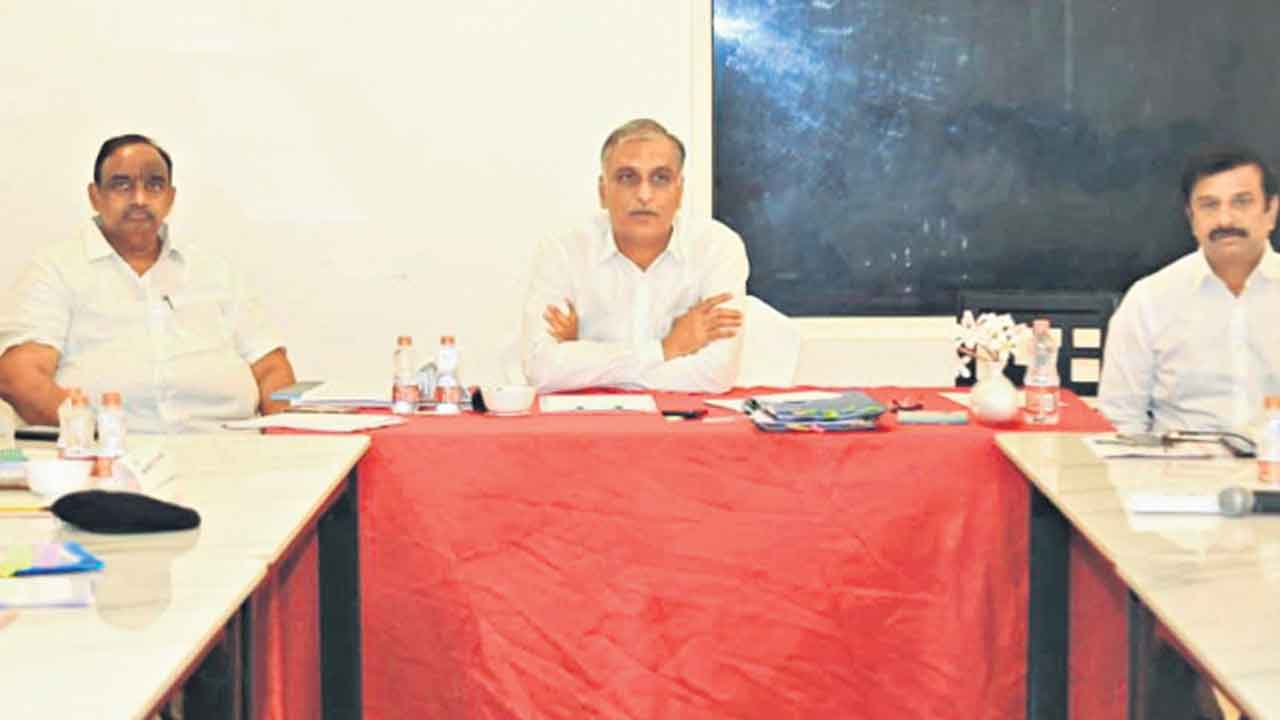 సంక్షేమం, అభివృద్ధిలో ముందుండాలి