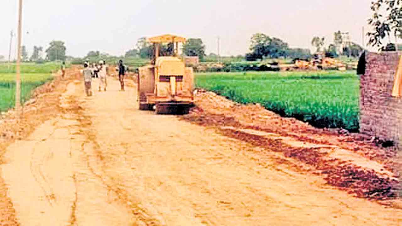 PMGSY |  నత్తనడకన పీఎంజీఎస్‌వై రోడ్ల నిర్మాణం