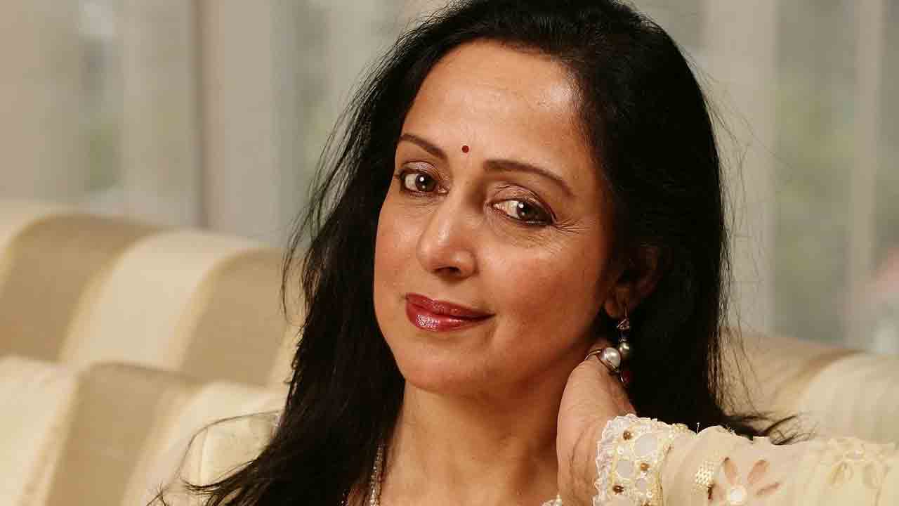 Hema Malini | ఆ దర్శకుడు శారీ పిన్‌ తీసేయమన్నాడు.. సంచలన నిజాలు బయపెట్టిన సీనియర్‌ నటి హేమమాలిని