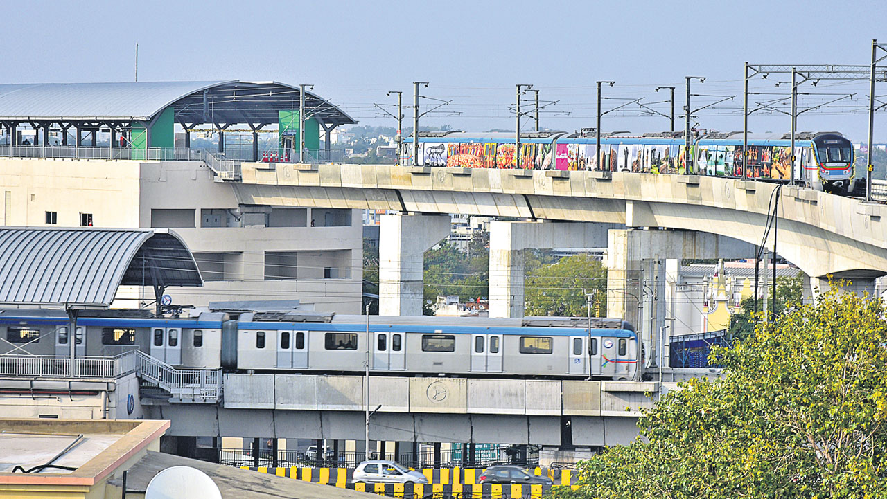 Old City Metro | పాతబస్తీలో మెట్రో నిర్మాణంపై హెచ్‌ఎంఆర్‌ఎల్‌ ఫోకస్‌.. క్షేత్రస్థాయిలో సర్వే షురూ