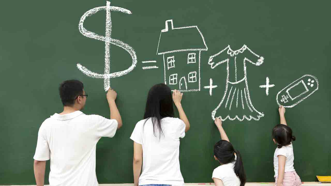 Personal Finance Tips | హోమ్‌ లోన్‌ తీసుకుని సొంతిల్లు కొనుక్కోవడం మంచిదా? అద్దె కడుతూ మ్యూచువల్‌ ఫండ్స్‌లో ఇన్వెస్ట్‌ చేస్తే మంచిదా?