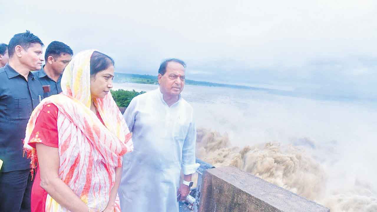 గండం గట్టెక్కింది