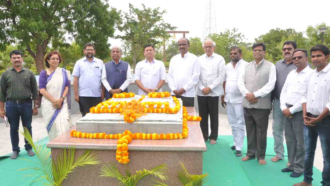 అంతర్జాతీయ బౌద్ధ పర్యాటక కేంద్రంగా బుద్ధవనం