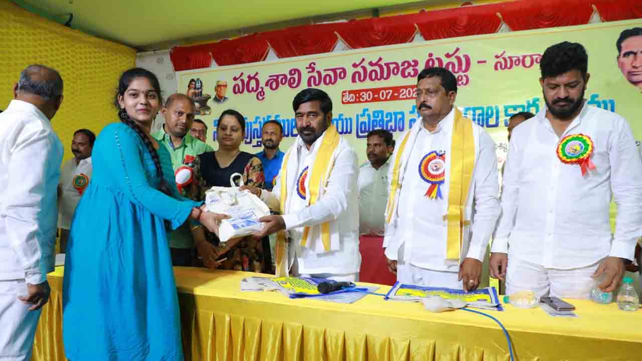 Minister Jagdish Reddy | పట్టుదలకు ప్రేమను జోడిస్తే..విజయం మీ సొంతం : మంత్రి జగదీష్‌రెడ్డి