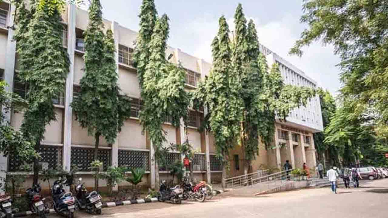 జేఎన్‌ఏఎఫ్‌ఏయూతో డిజైన్‌ గురు ఎంఓయూ