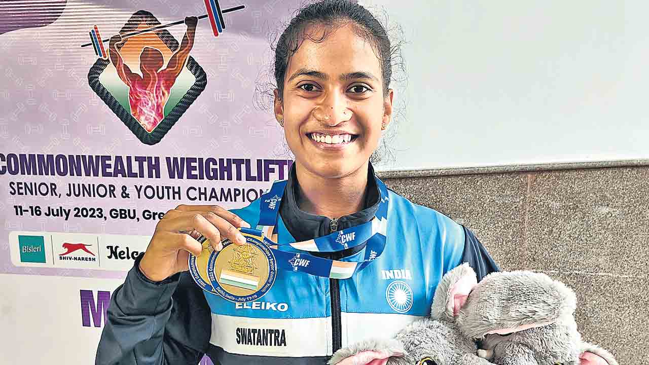 కామన్వెల్త్‌ వెయిట్‌ లిఫ్టింగ్ ఛాంపియన్‌షిప్‌లో మెరిసిన భారత లిఫ్టర్లు.. జ్ఞానేశ్వరికి గోల్డ్‌ మెడల్‌