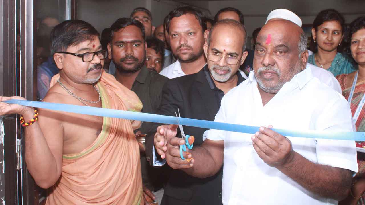 నిరుద్యోగుల ఉపాధికి పెద్దపీట