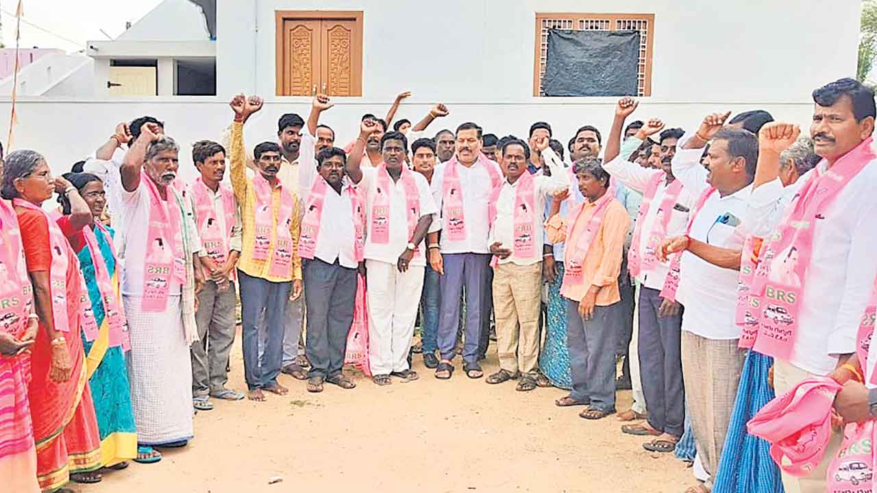 అభివృద్ధికి జైకొట్టిన జూపల్లి వర్గీయులు
