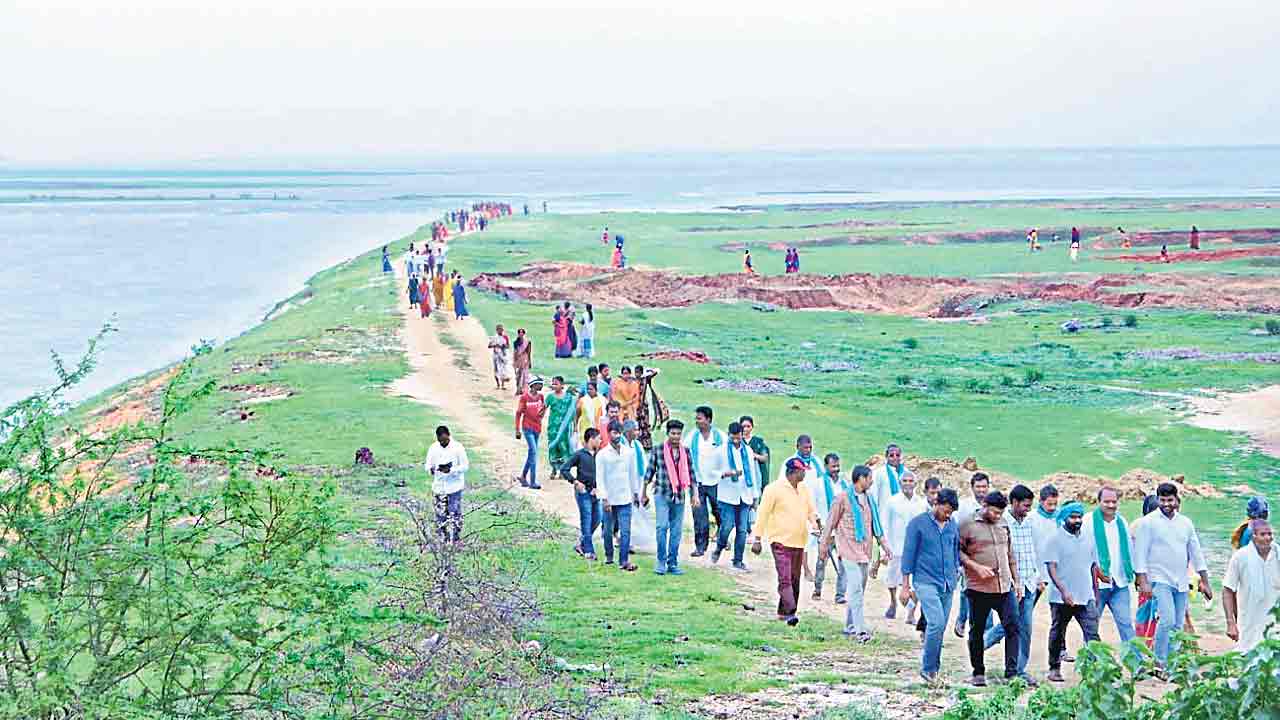 కాళేశ్వర జల సోయగం రైతు పరవశం..