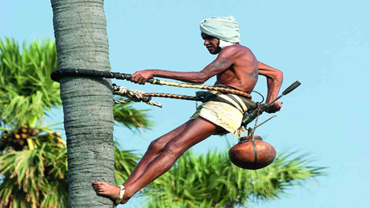 ఆపత్కాలంలో ఆపన్నహస్తం