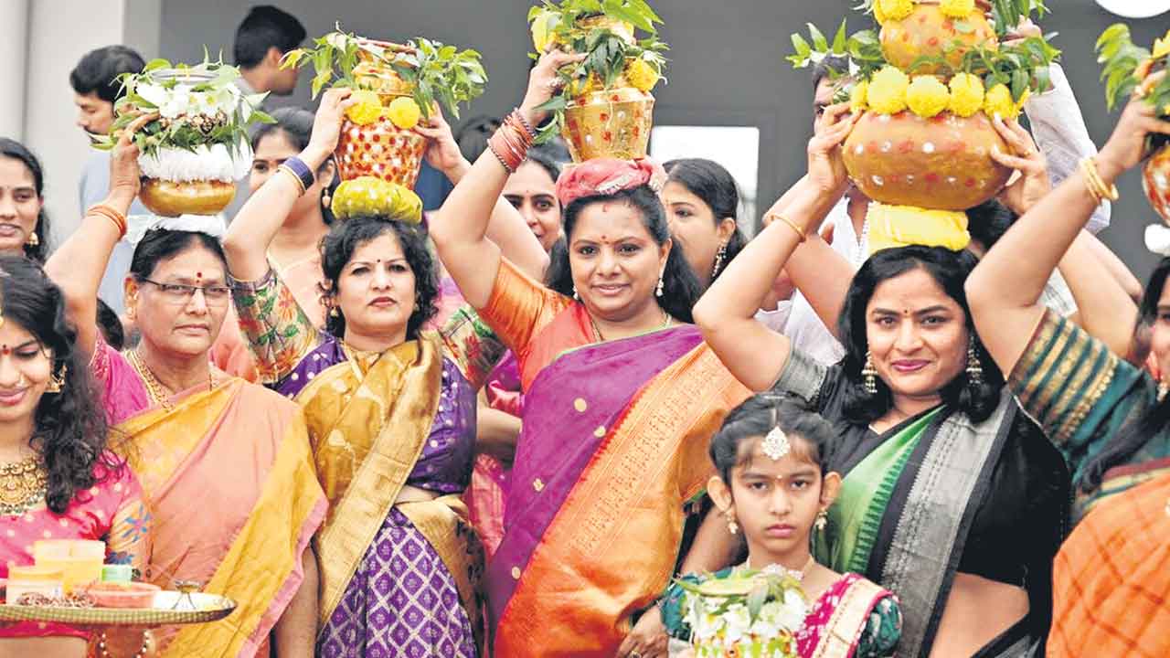 తెలంగాణలో పెట్టుబడులు పెట్టండి