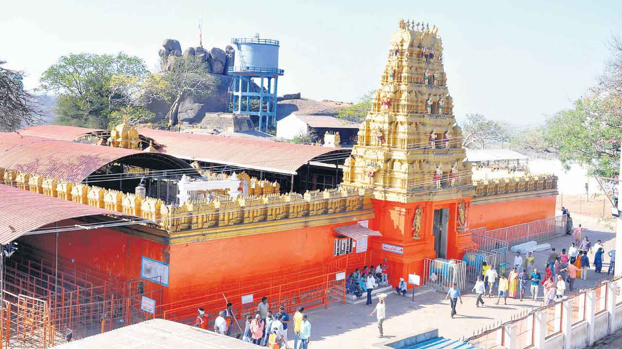 అంజన్న క్షేత్రానికి మంచినీటి వసతి