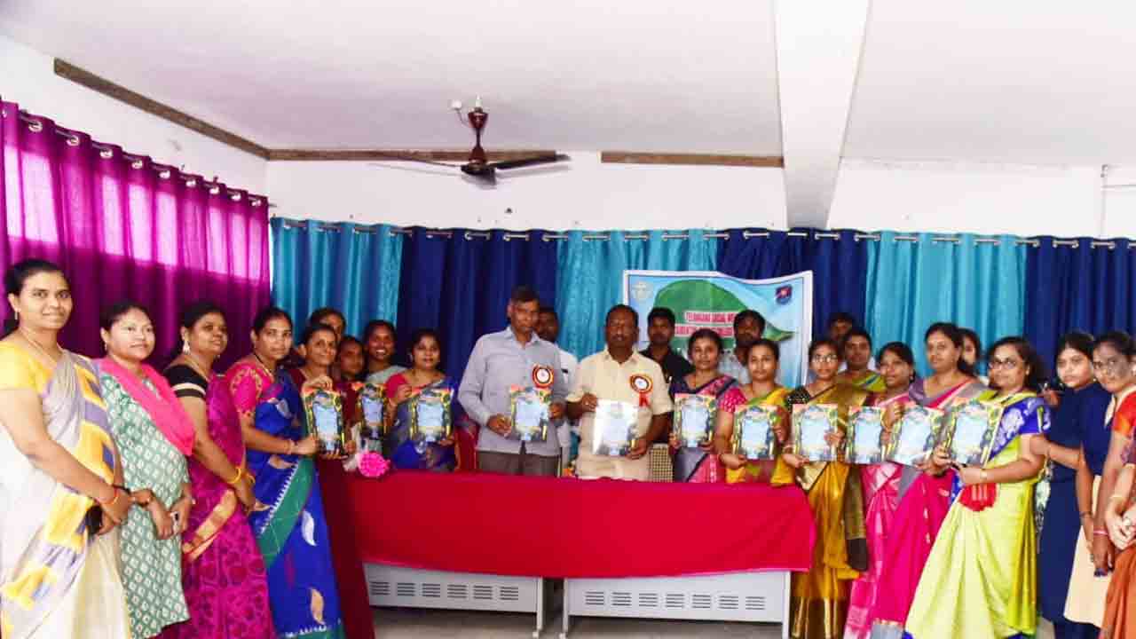 గురుకులాలను గొప్పగా తీర్చిదిద్దిన సీఎం కేసీఆర్‌ : మంత్రి కొప్పుల