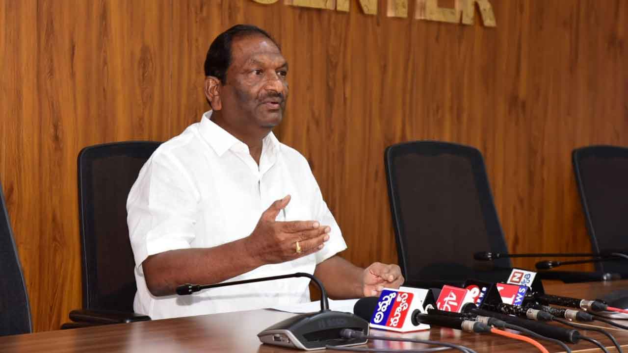 ఎవరికి ఎవరు ‘బీ’ టీం ? అందుకే సోనియా అరెస్ట్‌ కాలేదు : మంత్రి కొప్పుల ఈశ్వర్‌