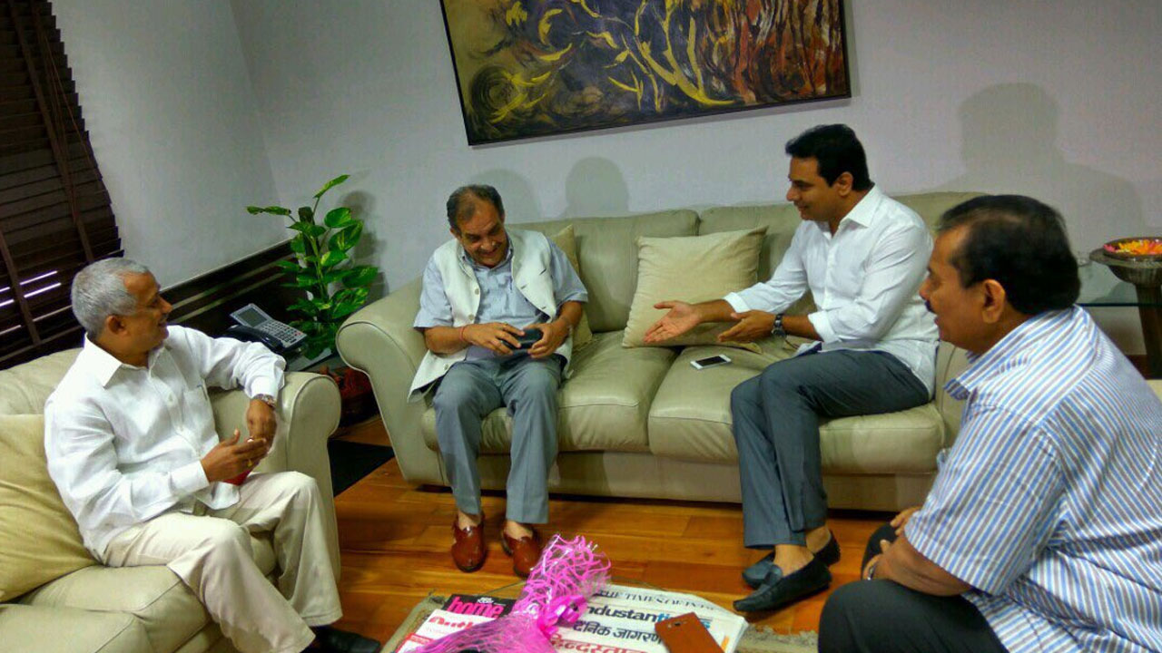 Bayyaram Steel Plant: బ‌య్యారం స్టీల్  ప్లాంట్‌పై నిర్ణ‌యాన్ని ప్ర‌క‌టించండి: కేటీఆర్ డిమాండ్‌