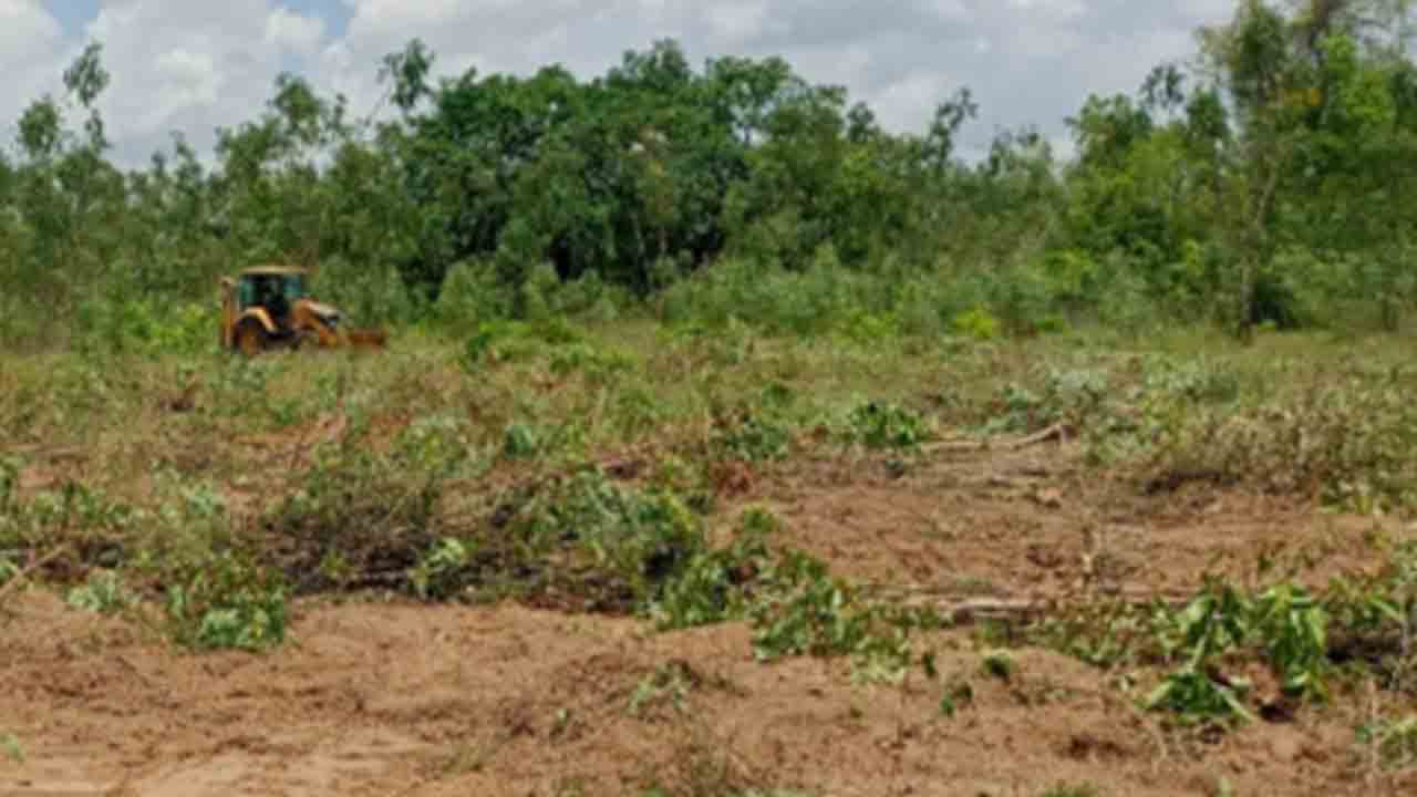 త్వరలోనే నిర్వాసితులకు ఇళ్ల స్థలాలు