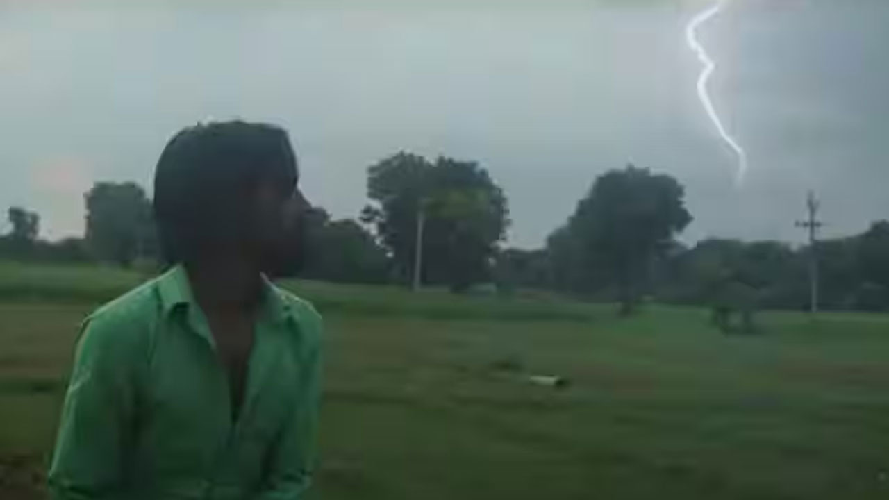 Lightning: బీహార్‌లో పిడుగులు ప‌డి 18 మంది మృతి