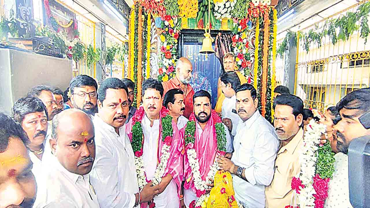 సంస్కృతి, సంప్రదాయాలను కాపాడుకోవాలి