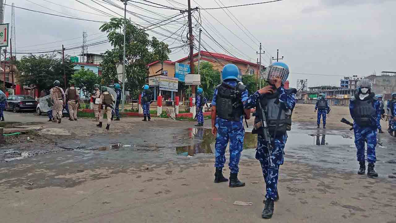 మణిపూర్‌ను వెంటాడుతున్న భయం