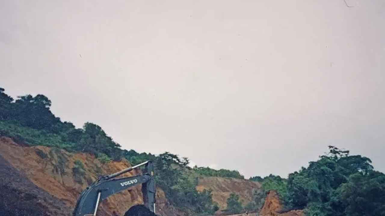 ‘మణి’ కోసం హింస!