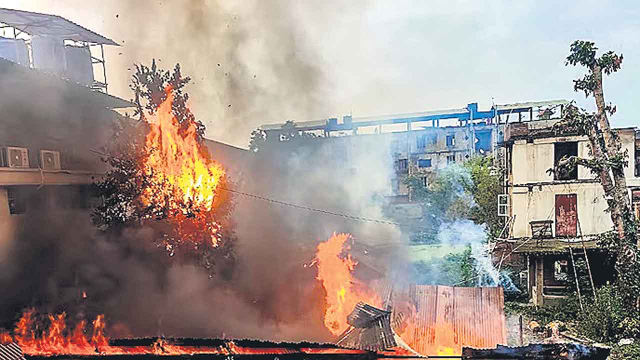 Manipur | మణిపూర్ హింసకు పెట్రోలియం అన్వేషణే కారణమా.. బీజేపీ సర్కార్ పై అనుమానాలు