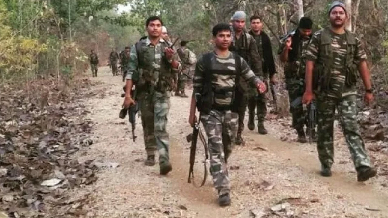 Fake encounters | బూటకపు ఎన్ కౌంటర్లను తక్షణమే నిలిపివేయాలి : వక్తలు