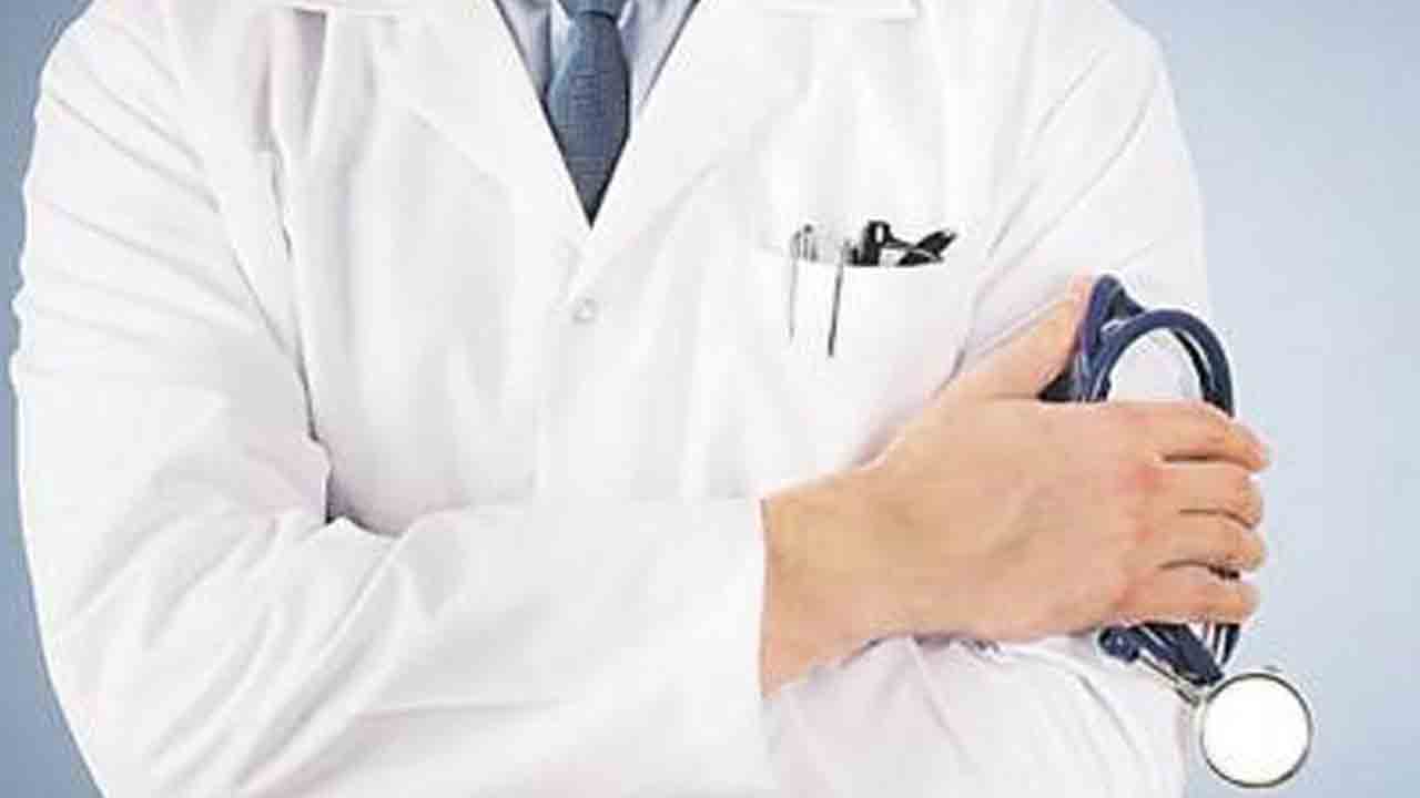 ఎంబీబీఎస్‌ కన్వీనర్‌ కోటా సీట్లపై పిటిషన్‌