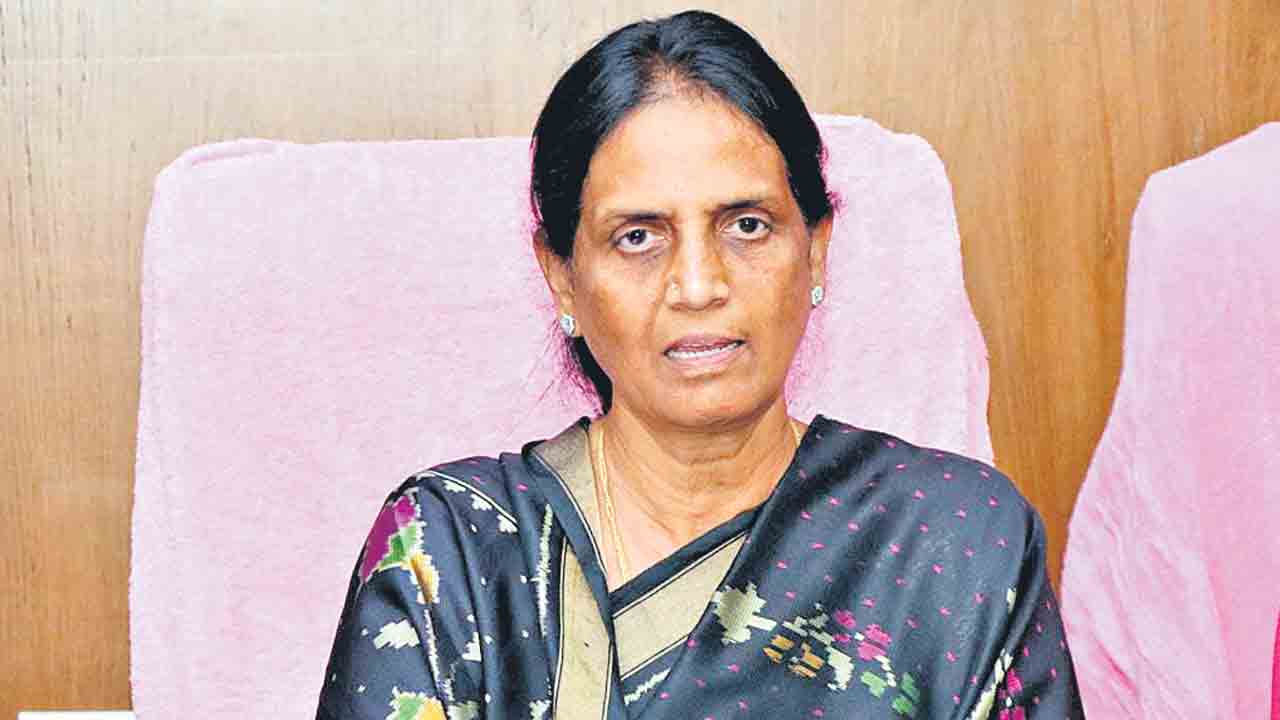 నిధులు ఇచ్చినా వసతులు కల్పించరా?