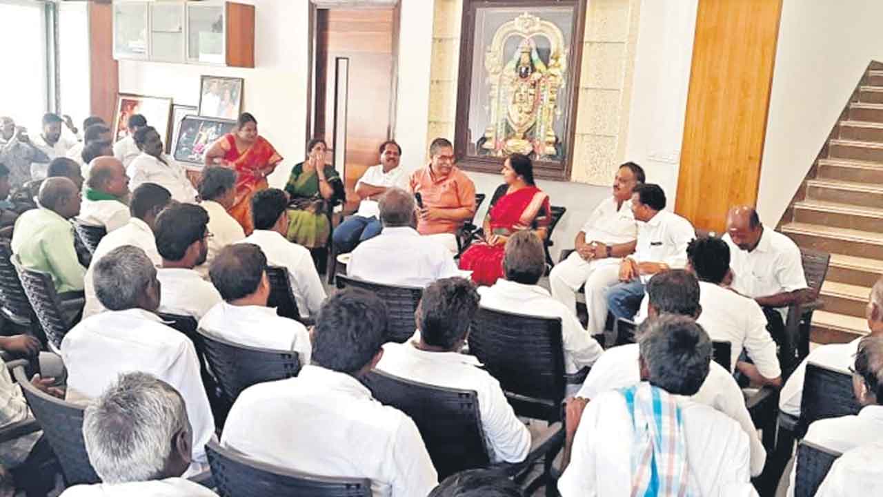 కలిసి పనిచేస్తే విజయం మనదే