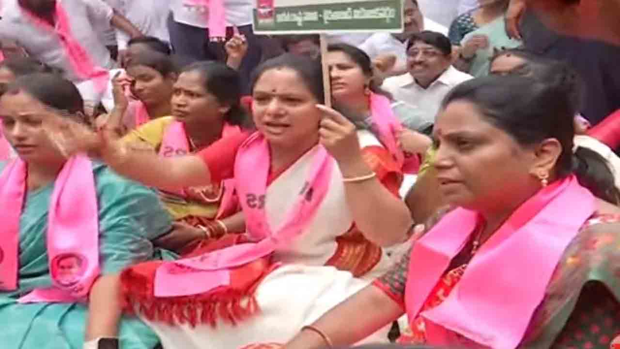 Revanth Reddy | ఉచిత కరెంట్‌పై రేవంత్‌ రెడ్డి వ్యాఖ్యల మీద మండిపడ్డ బీఆర్‌ఎస్‌.. రెండోరోజూ నిరసనలు