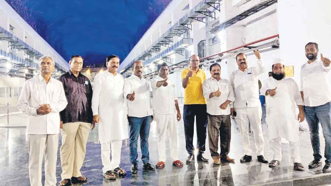 అద్భుతం.. కాళేశ్వరం